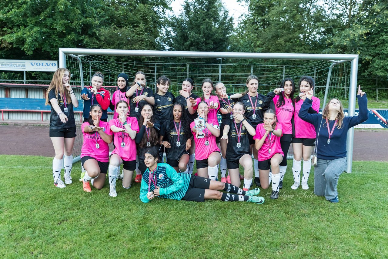 Bild 157 - Loewinnen Cup